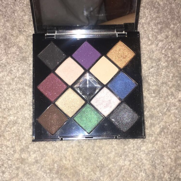 Smashbox eye shadow palette - Picture 1 of 2